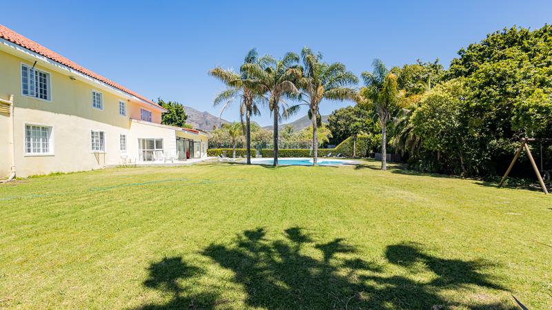 10 Bedroom Property for Sale in Constantia Western Cape